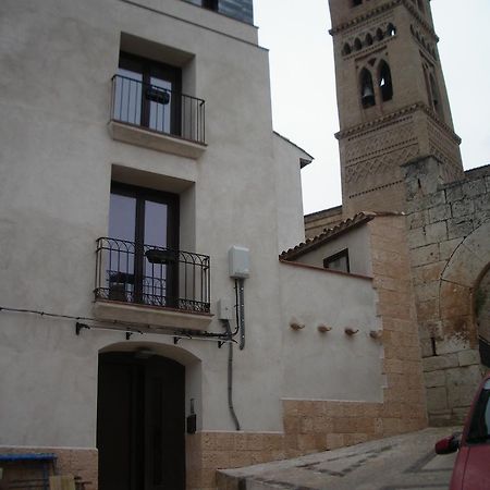 Hostel El Castillo Ариньон Экстерьер фото