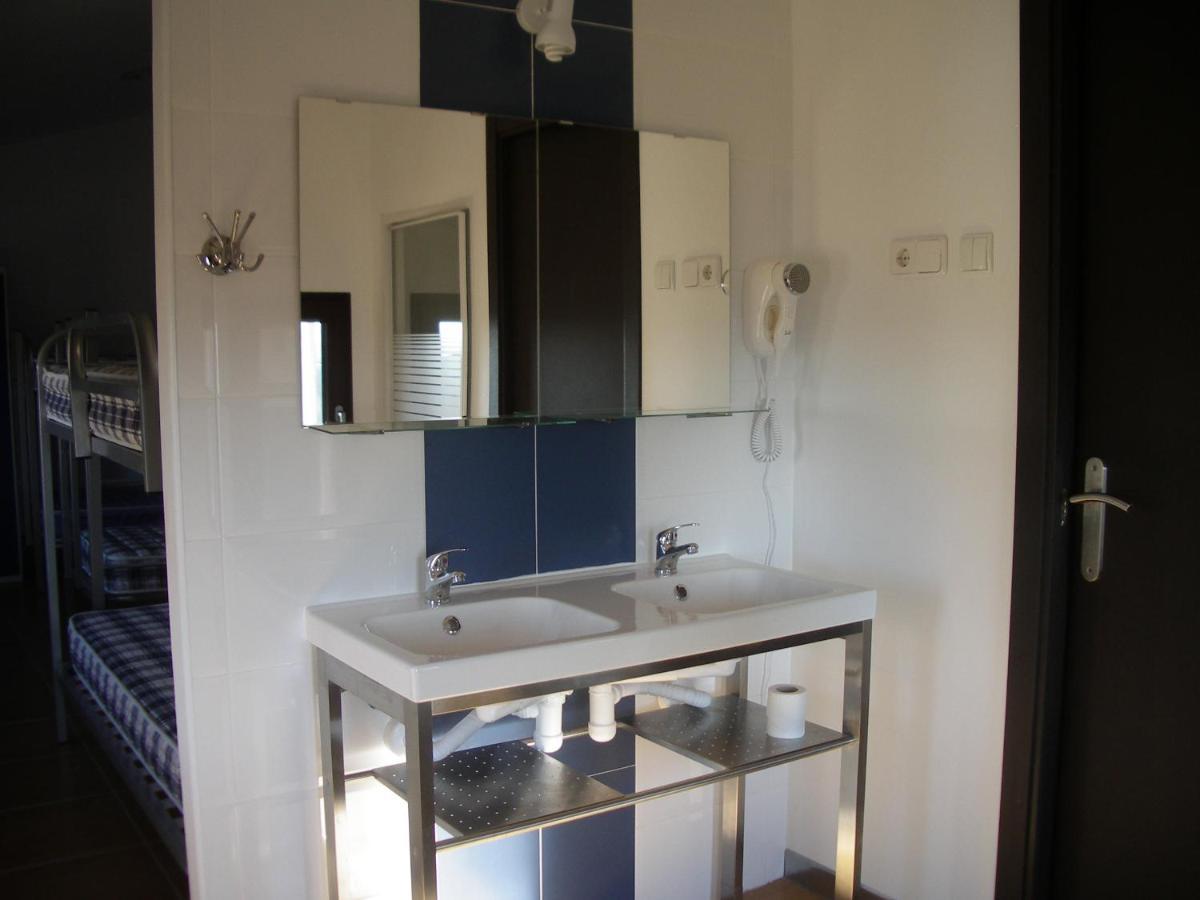 Hostel El Castillo Ариньон Экстерьер фото