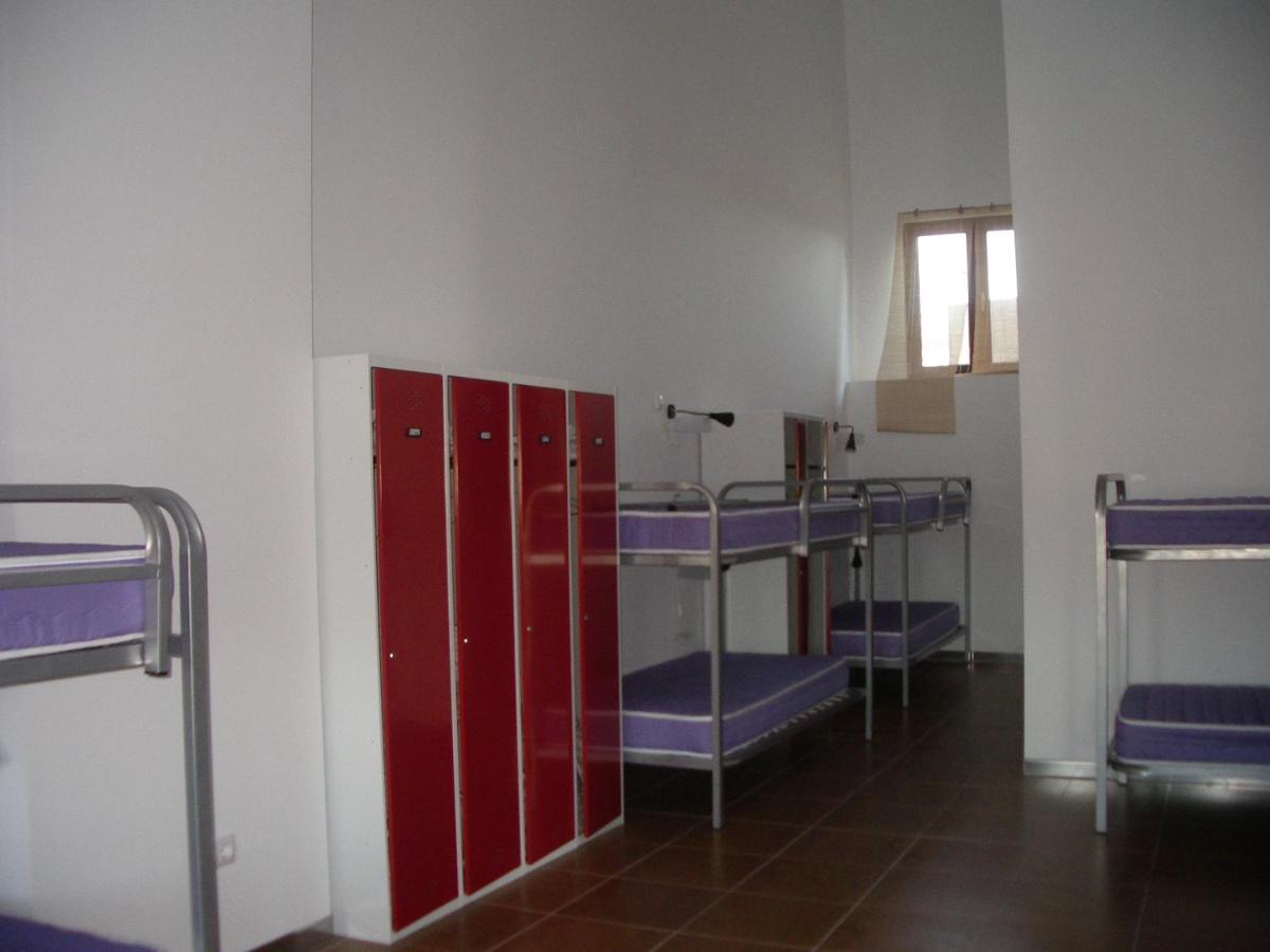 Hostel El Castillo Ариньон Экстерьер фото